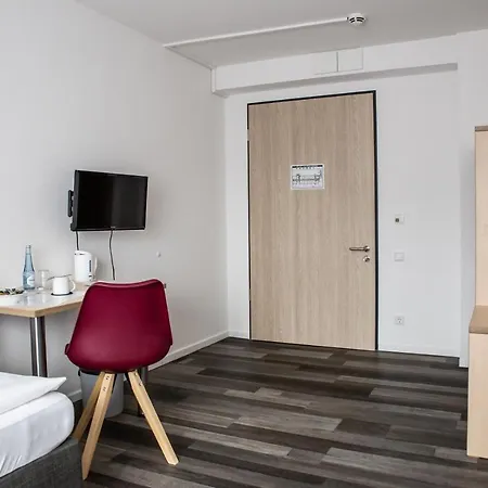 Europa-haus-bocholt - Bett & Bike Отель 2*
